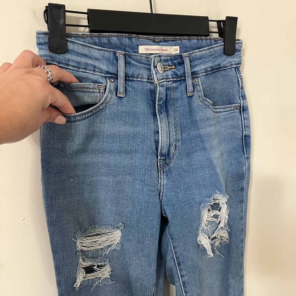 Levi's 721 High Rise Skinny Distressed Denim Jeans Size 24 - Picture 2 of 12